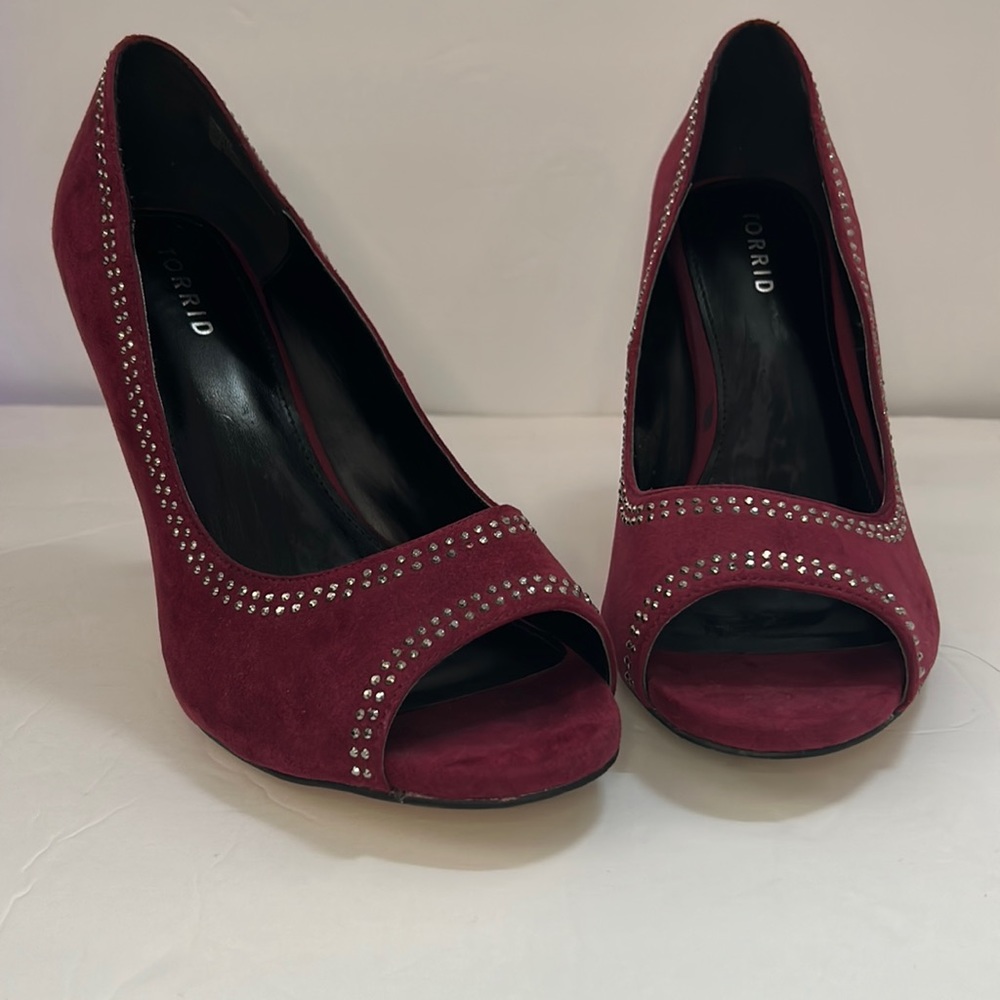 Torrid burgundy wine heels size 10W 10 W with silver rhinestones velvet touch